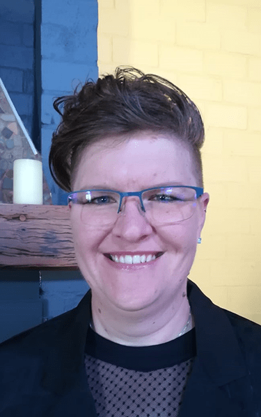 0 fran zuid author bio pic