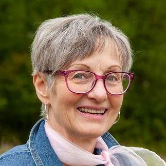 0 DonnaCosta-author bio pic